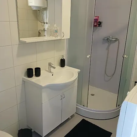 Apartment Apartman Luna Zadar
