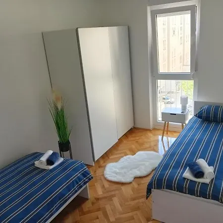 Apartman Luna Apartment *
