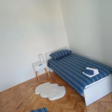 Apartment Apartman Luna